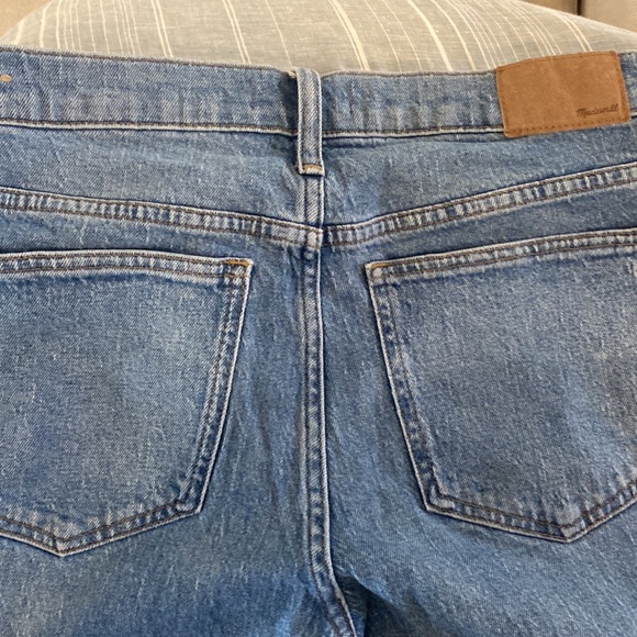 Madewell The Mid-Rise Perfect Vintage Jean in Ainsdale Wash ND511 - Picture 11 of 11